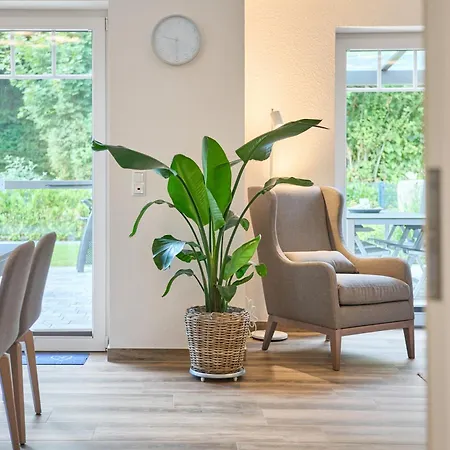 Kanalkajuete Theodor * Hanerau-Hademarschen