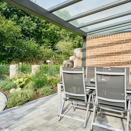 Kanalkajuete Theodor